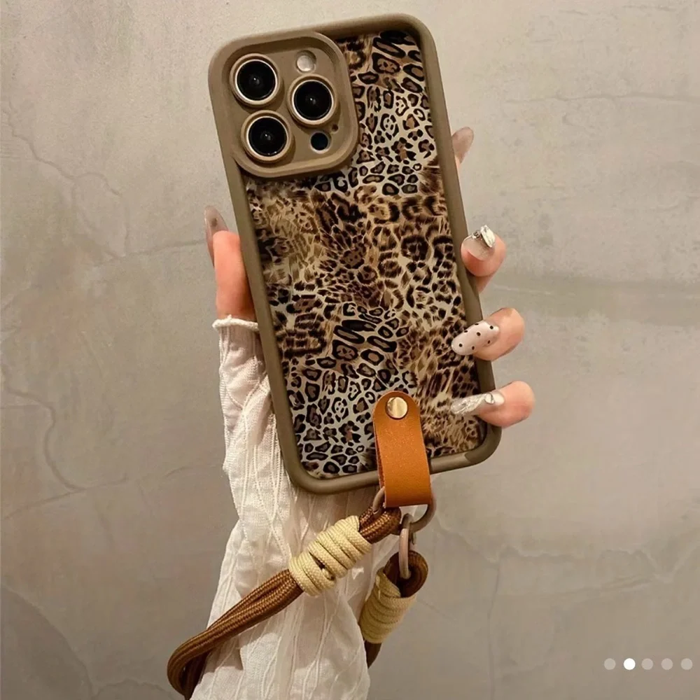 N/A stylish leopard